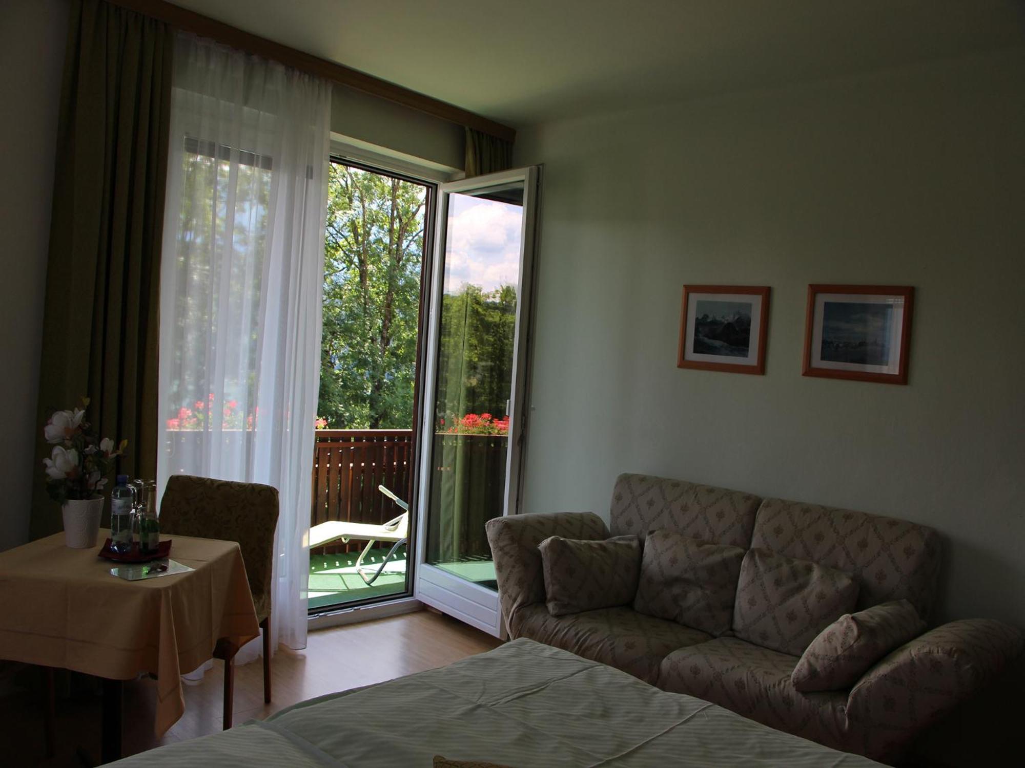 Haus Riedl Otel Seeboden Oda fotoğraf